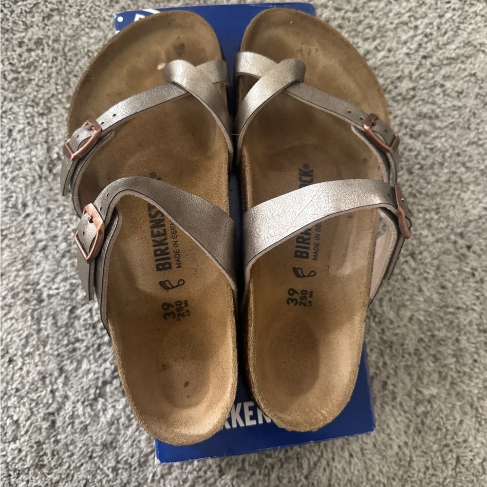 Birkenstock Women's Graceful Taupe Sandals